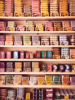 organize your storage unit by putting things on their place