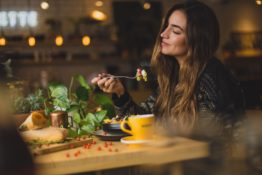 Best places to eat in Astoria in this article