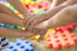Kids' hands