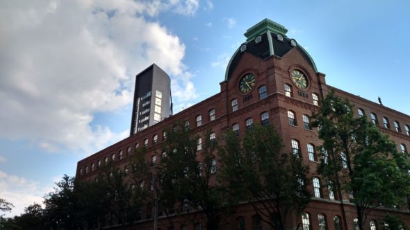 A building in Queens