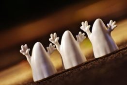 halloween salt shakers before : Storing your Halloween decorations
