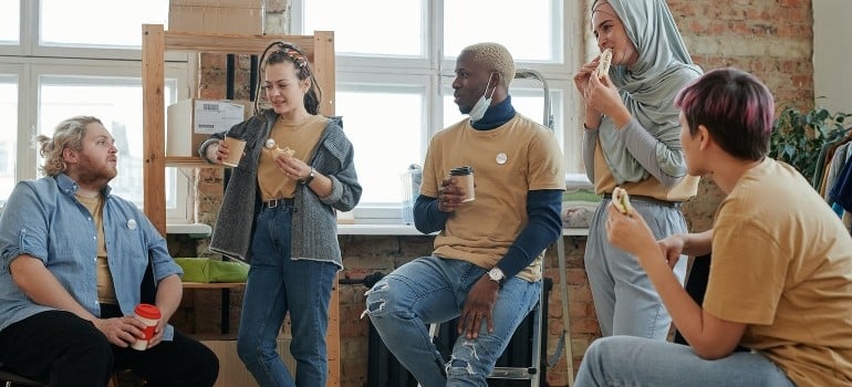 Ask friends to help you find a roommate when living in Brooklyn
