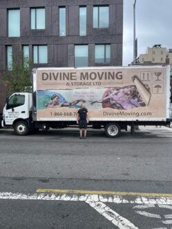 moving truck in Philadelphia